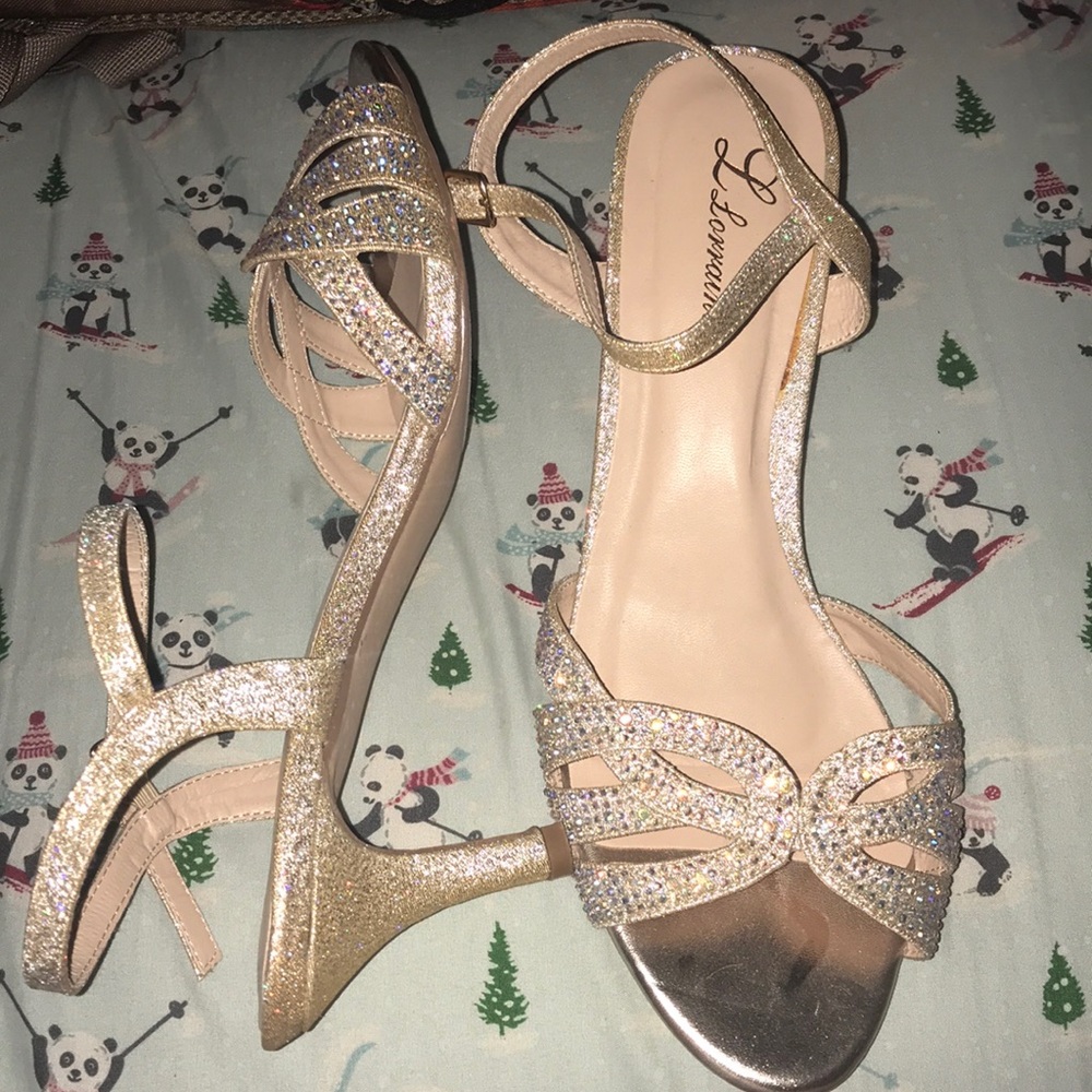 Worn once for Prom!!